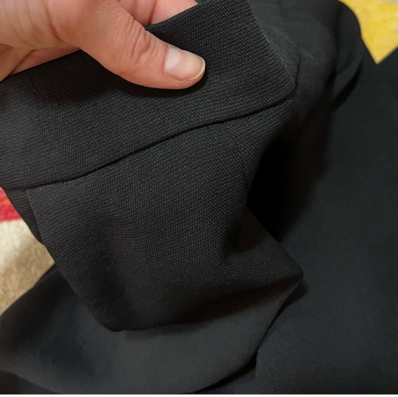 Babaton Conan Pants - Cropped - Picture 3 of 5